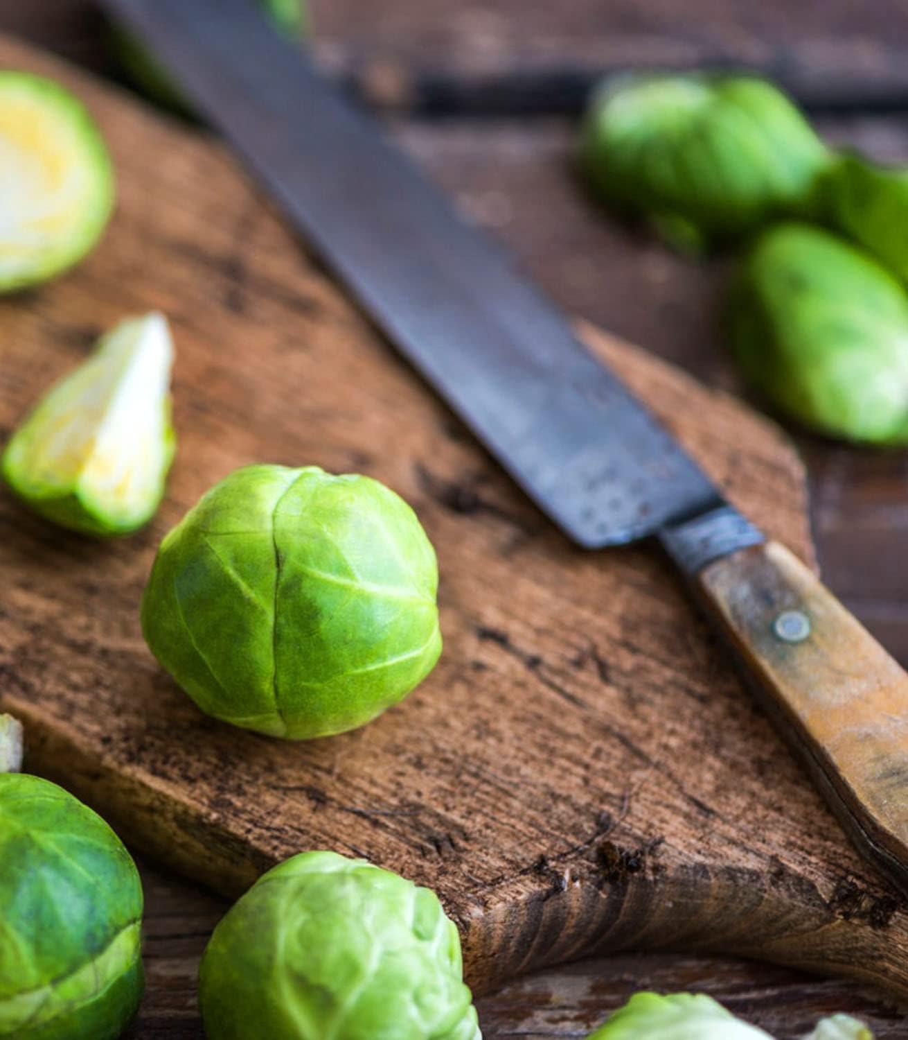 Brussels Sprout Medio enana de la Halle Certified Organic Seeds for Planting, , Contains Between 300 and 250 Seeds